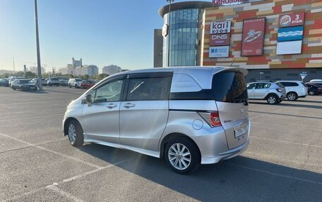 Honda Freed I, 2015 год, 1 250 000 рублей, 5 фотография