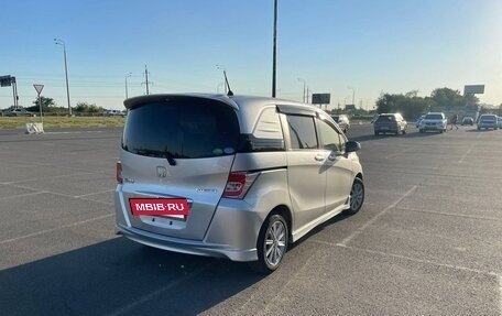 Honda Freed I, 2015 год, 1 250 000 рублей, 4 фотография