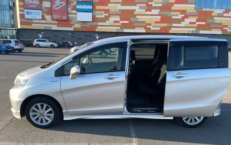 Honda Freed I, 2015 год, 1 250 000 рублей, 10 фотография