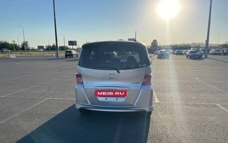 Honda Freed I, 2015 год, 1 250 000 рублей, 6 фотография