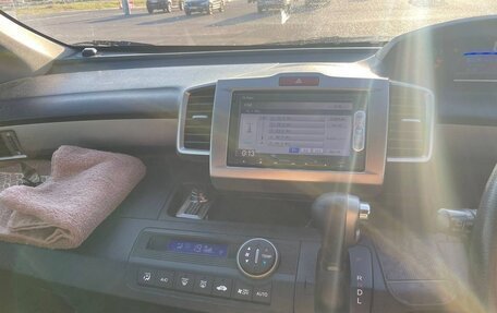 Honda Freed I, 2015 год, 1 250 000 рублей, 24 фотография