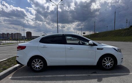 KIA Rio III рестайлинг, 2015 год, 1 300 000 рублей, 6 фотография