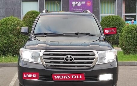 Toyota Land Cruiser 200, 2011 год, 3 850 000 рублей, 2 фотография