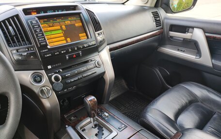 Toyota Land Cruiser 200, 2011 год, 3 850 000 рублей, 22 фотография