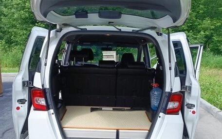 Honda Freed I, 2014 год, 1 350 000 рублей, 8 фотография