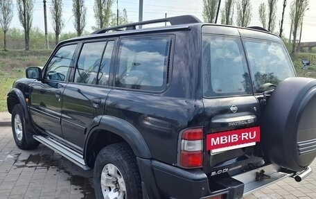 Nissan Patrol, 2002 год, 980 000 рублей, 3 фотография