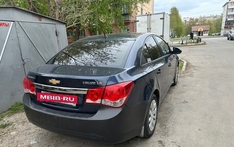 Chevrolet Cruze II, 2011 год, 680 000 рублей, 7 фотография