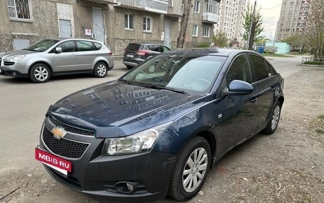 Chevrolet Cruze II, 2011 год, 680 000 рублей, 6 фотография