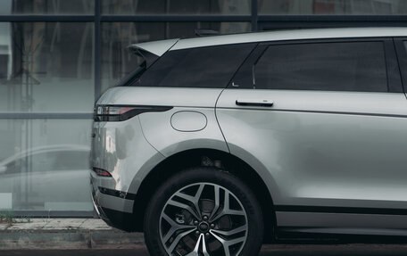 Land Rover Range Rover Evoque II, 2024 год, 6 070 000 рублей, 5 фотография