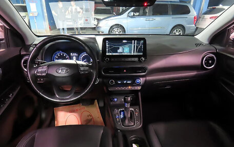 Hyundai Kona I, 2021 год, 1 640 000 рублей, 13 фотография