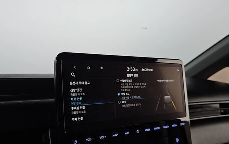 Hyundai Staria, 2022 год, 2 760 000 рублей, 3 фотография