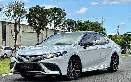 Toyota Camry, 2021 год, 2 990 000 рублей, 1 фотография