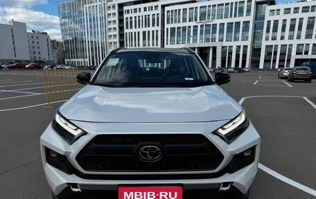 Toyota RAV4, 2024 год, 3 750 000 рублей, 1 фотография