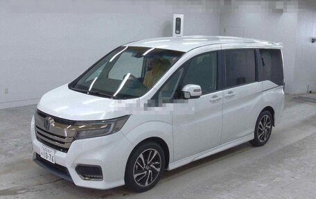 Honda Stepwgn IV, 2019 год, 3 000 000 рублей, 9 фотография