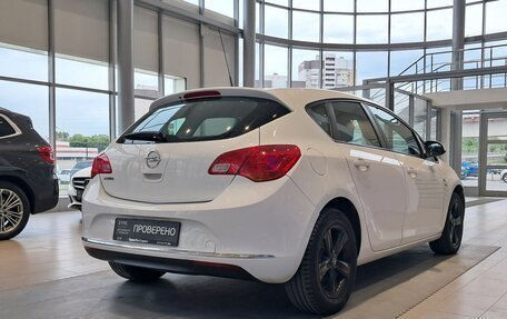 Opel Astra J, 2014 год, 747 000 рублей, 5 фотография