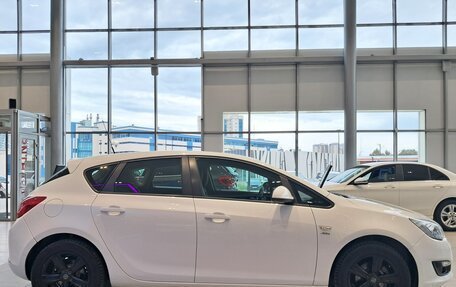 Opel Astra J, 2014 год, 747 000 рублей, 4 фотография