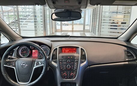 Opel Astra J, 2014 год, 747 000 рублей, 14 фотография