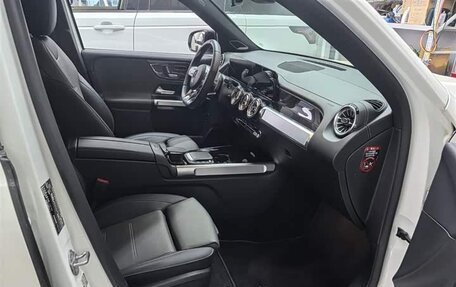 Mercedes-Benz GLB AMG, 2022 год, 3 620 000 рублей, 9 фотография