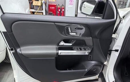 Mercedes-Benz GLB AMG, 2022 год, 3 620 000 рублей, 12 фотография
