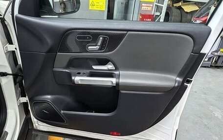 Mercedes-Benz GLB AMG, 2022 год, 3 620 000 рублей, 13 фотография