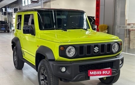 Suzuki Jimny, 2021 год, 2 750 000 рублей, 3 фотография