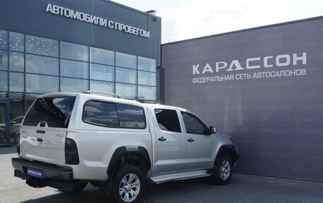 Toyota Hilux VII, 2011 год, 1 800 000 рублей, 2 фотография