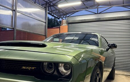 Dodge Challenger III рестайлинг 2, 2017 год, 4 200 000 рублей, 16 фотография