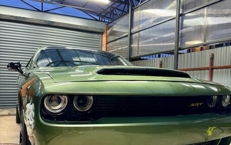 Dodge Challenger III рестайлинг 2, 2017 год, 4 200 000 рублей, 17 фотография