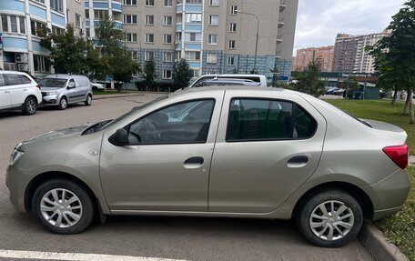 Renault Logan II, 2019 год, 850 000 рублей, 4 фотография