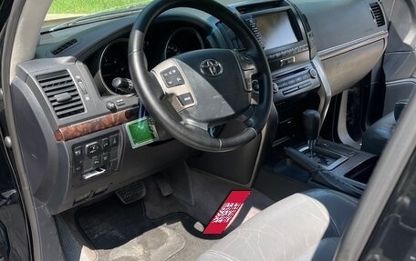 Toyota Land Cruiser 200, 2009 год, 2 800 000 рублей, 9 фотография
