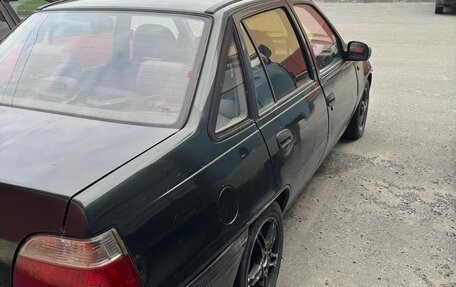 Daewoo Nexia I рестайлинг, 2003 год, 150 000 рублей, 5 фотография