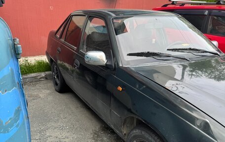 Daewoo Nexia I рестайлинг, 2003 год, 150 000 рублей, 2 фотография