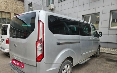 Ford Tourneo Custom I рестайлинг, 2015 год, 2 100 000 рублей, 9 фотография