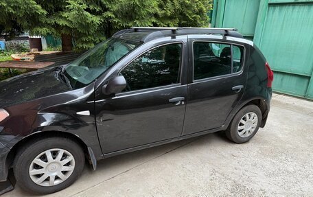 Renault Sandero I, 2014 год, 600 000 рублей, 2 фотография