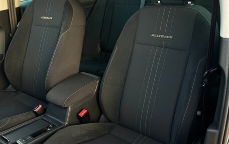 Volkswagen Golf VII, 2019 год, 2 180 000 рублей, 25 фотография
