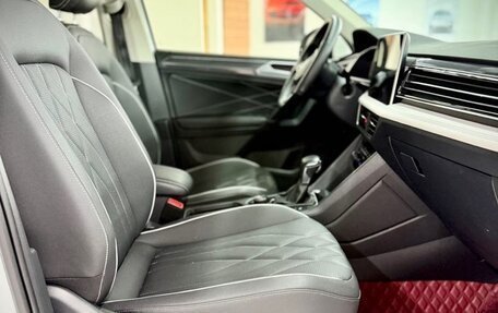 Volkswagen Tiguan II, 2022 год, 3 200 000 рублей, 13 фотография