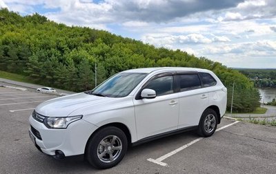 Mitsubishi Outlander III рестайлинг 3, 2012 год, 1 820 000 рублей, 1 фотография