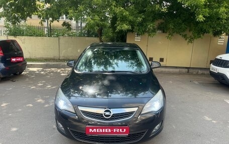 Opel Astra J, 2012 год, 680 000 рублей, 1 фотография