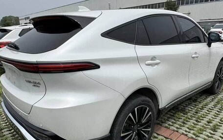 Toyota Venza, 2022 год, 3 380 000 рублей, 6 фотография