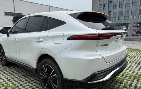Toyota Venza, 2022 год, 3 380 000 рублей, 4 фотография