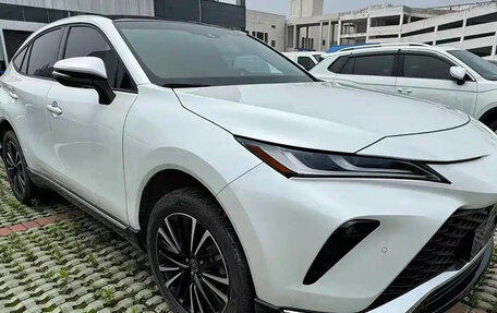 Toyota Venza, 2022 год, 3 380 000 рублей, 8 фотография