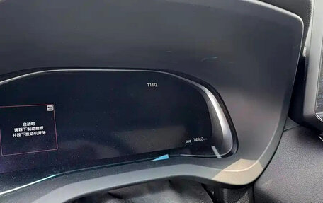 Toyota Venza, 2022 год, 3 380 000 рублей, 10 фотография