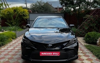 Toyota Camry, 2021 год, 3 299 000 рублей, 1 фотография