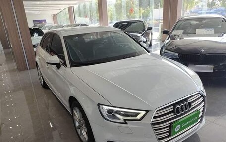Audi A3, 2019 год, 1 896 000 рублей, 3 фотография