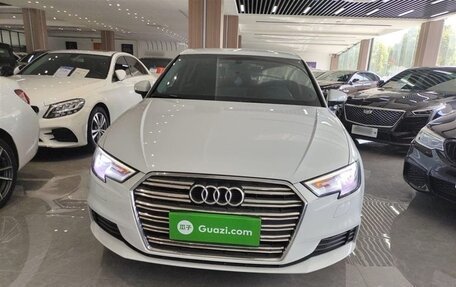 Audi A3, 2019 год, 1 896 000 рублей, 2 фотография