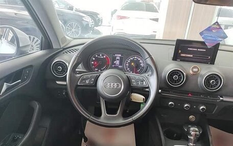 Audi A3, 2019 год, 1 896 000 рублей, 11 фотография
