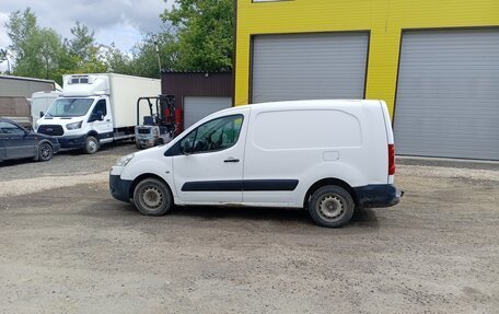 Peugeot Partner II рестайлинг 2, 2009 год, 400 000 рублей, 3 фотография