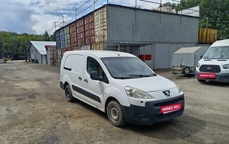 Peugeot Partner II рестайлинг 2, 2009 год, 400 000 рублей, 2 фотография