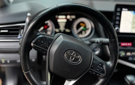 Toyota Camry, 2021 год, 3 299 000 рублей, 4 фотография