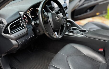 Toyota Camry, 2021 год, 3 299 000 рублей, 3 фотография